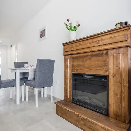 Apartment Katica Szallas Balatonkenese