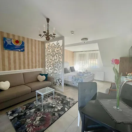 Katica Apartman *