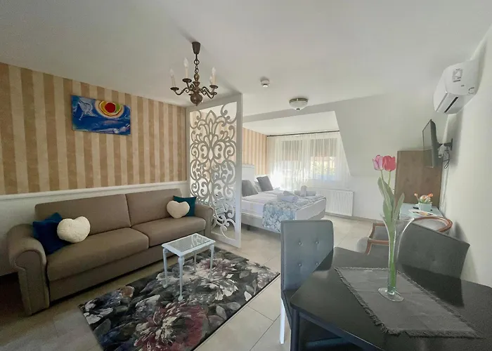 Katica Szallas Apartament *