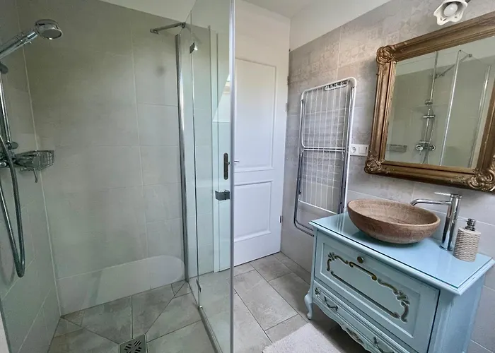 Katica Szallas Apartament Balatonkenese